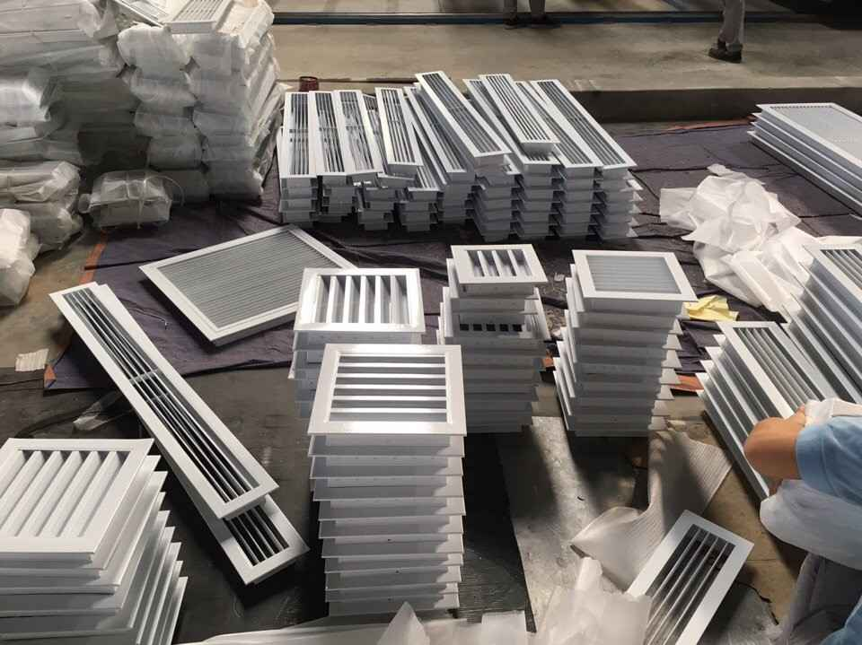 Nên sử dụng ống gió ngầm hay ống gió treo tốt