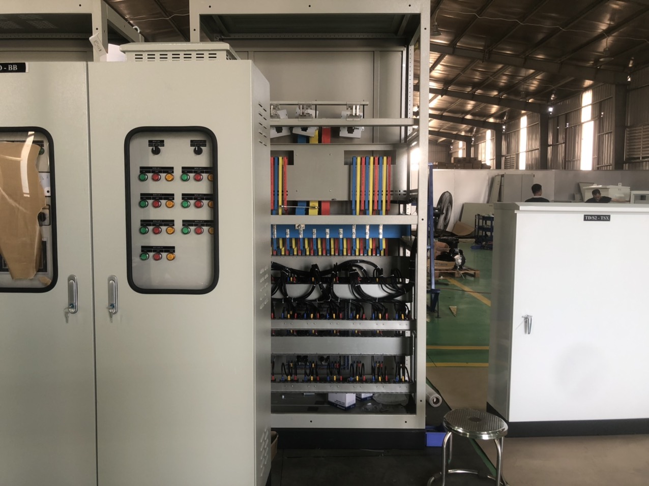 Tủ điện công nghiệp HVC