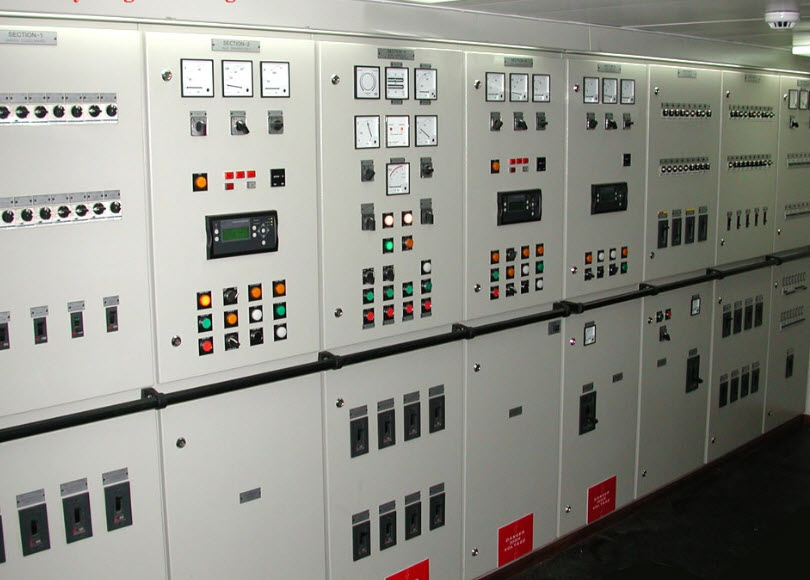 tủ điện điều khiển động cơ